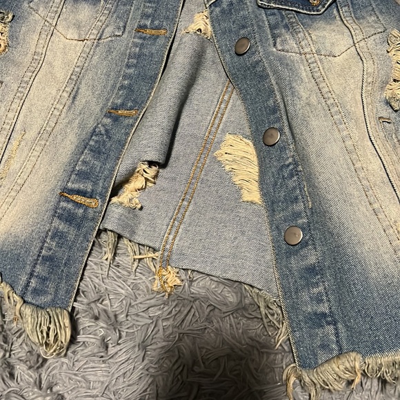 UNIF Distressed Denim Vest with buffalo plaid M medium - Picture 4 of 5